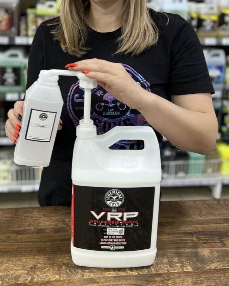 ПОЛІРОЛЬ ДЛЯ ПЛАСТИКУ, ГУМИ ТА ВІНІЛУ VRP VINYL, RUBBER, PLASTIC SHINE AND PROTECTANT - 100 гр